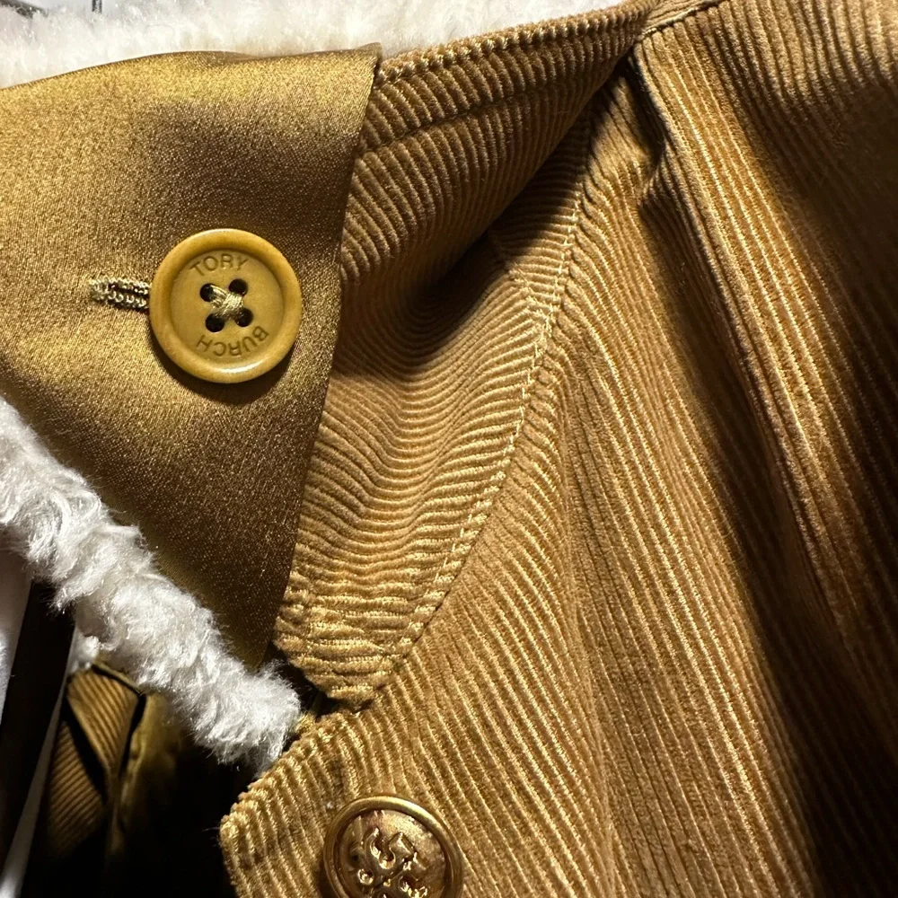 Gorgeous Tory Burch Brown Corduroy Jacket with White Floral Details - Picture 10 of 12